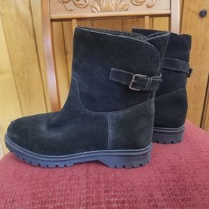 SKETCHERS black suede leather faux fur buckle ankle booties